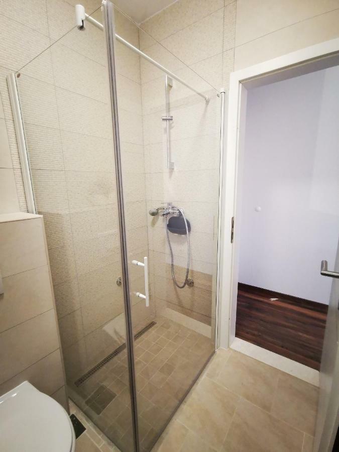 Charming Studio - Apartment Макарска Экстерьер фото